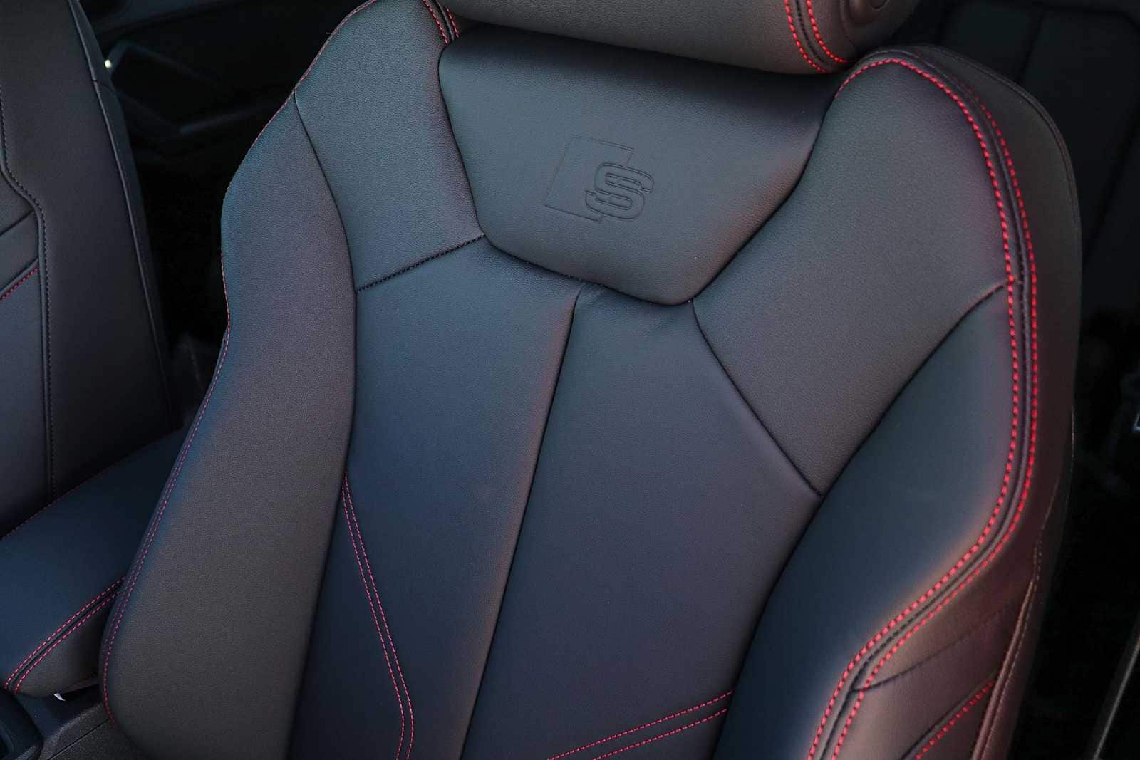 Thumbnail: 2025 Audi Q3 - 37