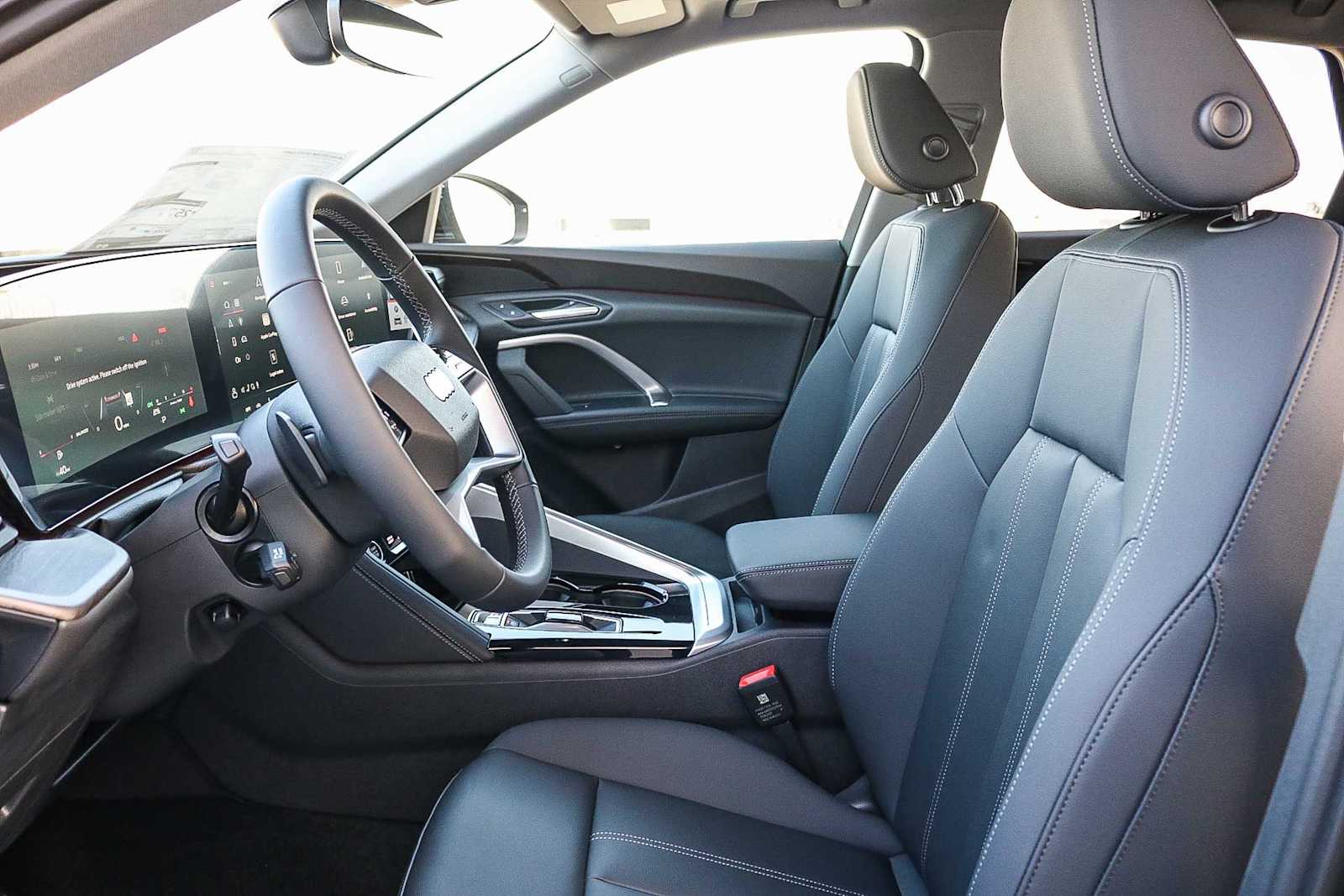 Thumbnail: 2025 Audi Q5 - 20