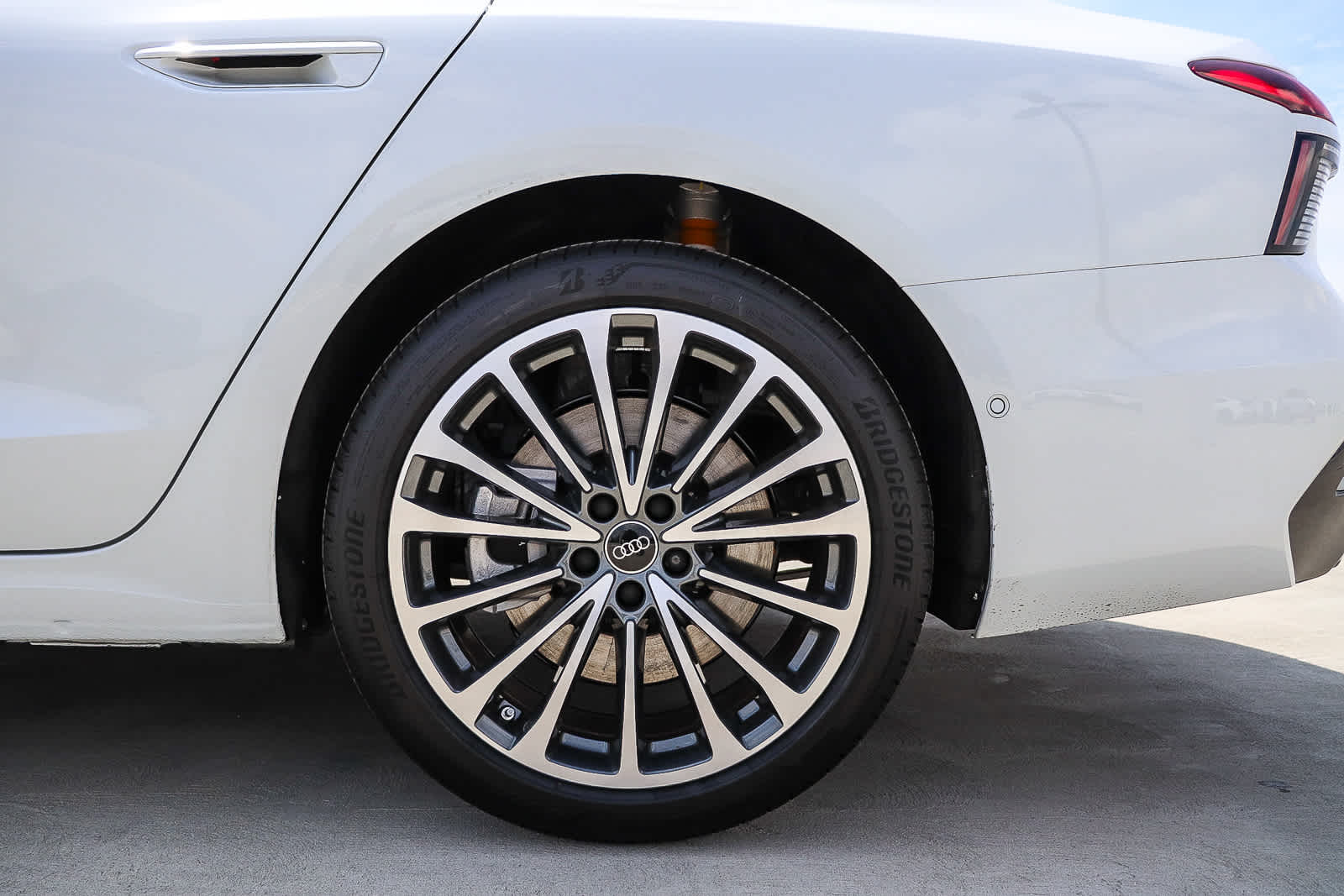 Thumbnail: 2026 Audi A6 - 13