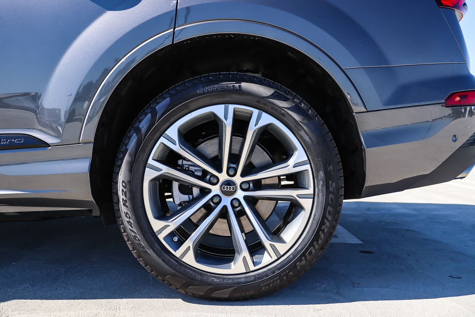 Thumbnail: 2026 Audi Q7 - 13