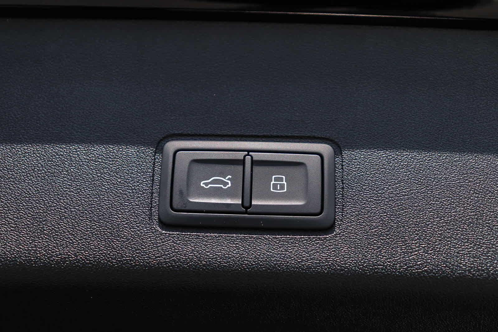 Thumbnail: 2026 Audi Q3 - 35