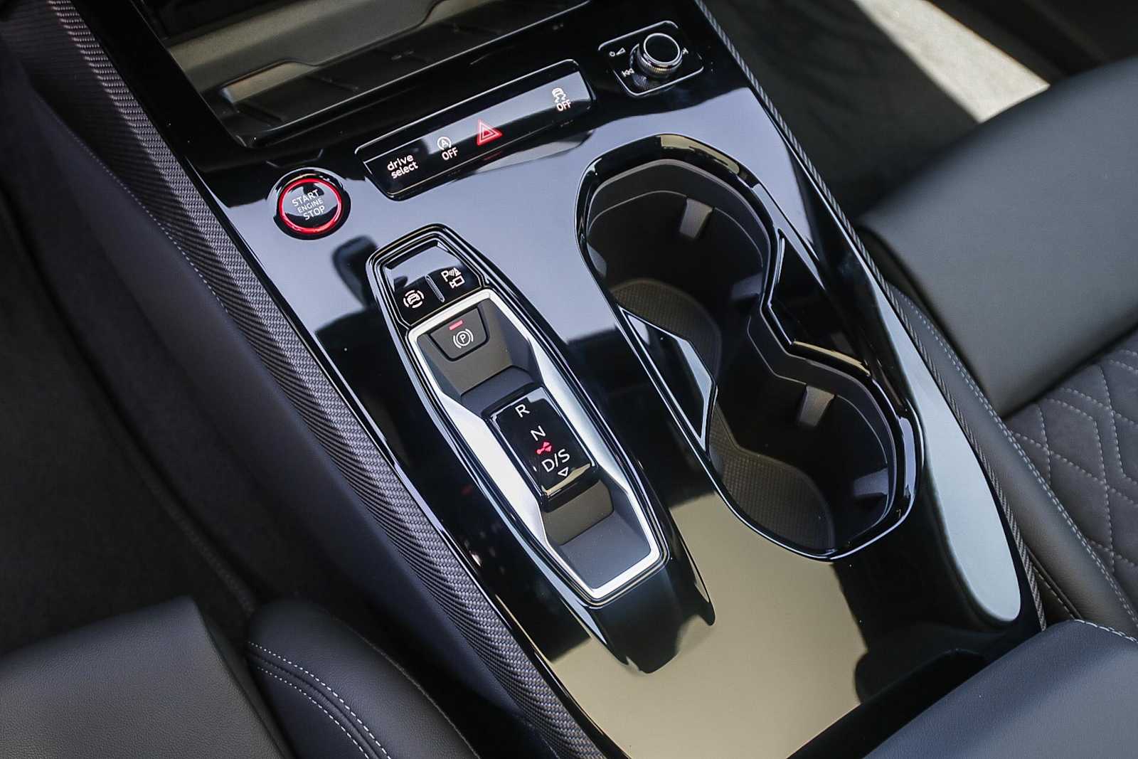 Thumbnail: 2025 Audi S5 - 19