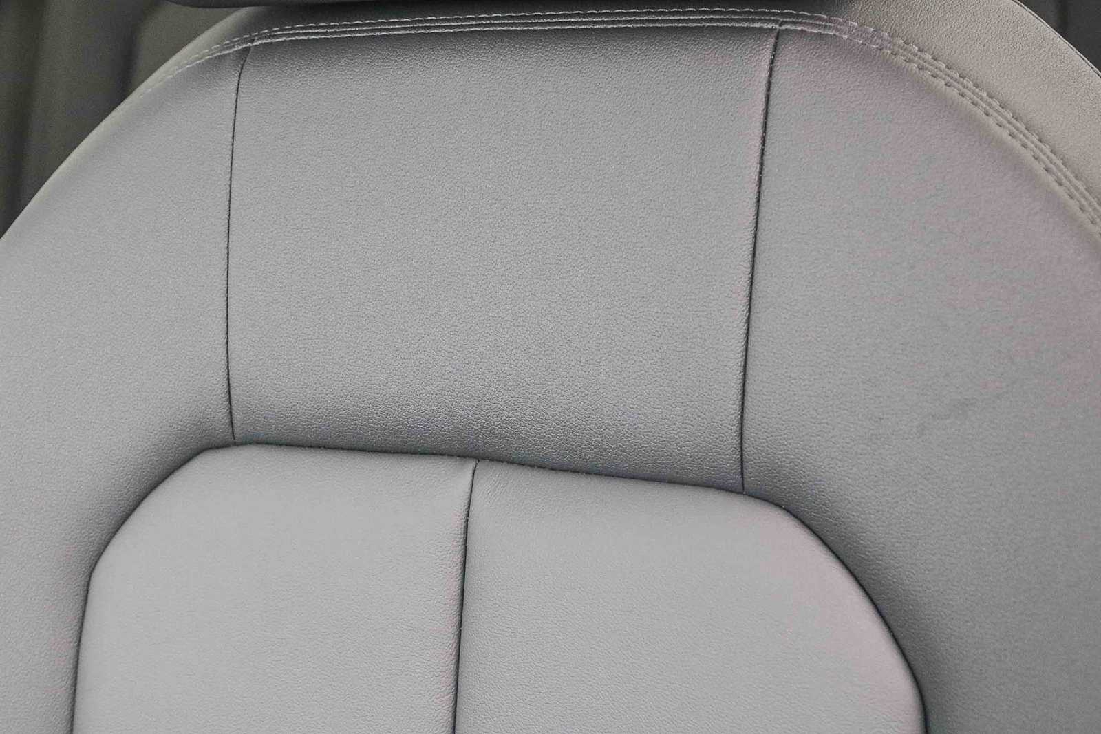 Thumbnail: 2025 Audi Q3 - 43