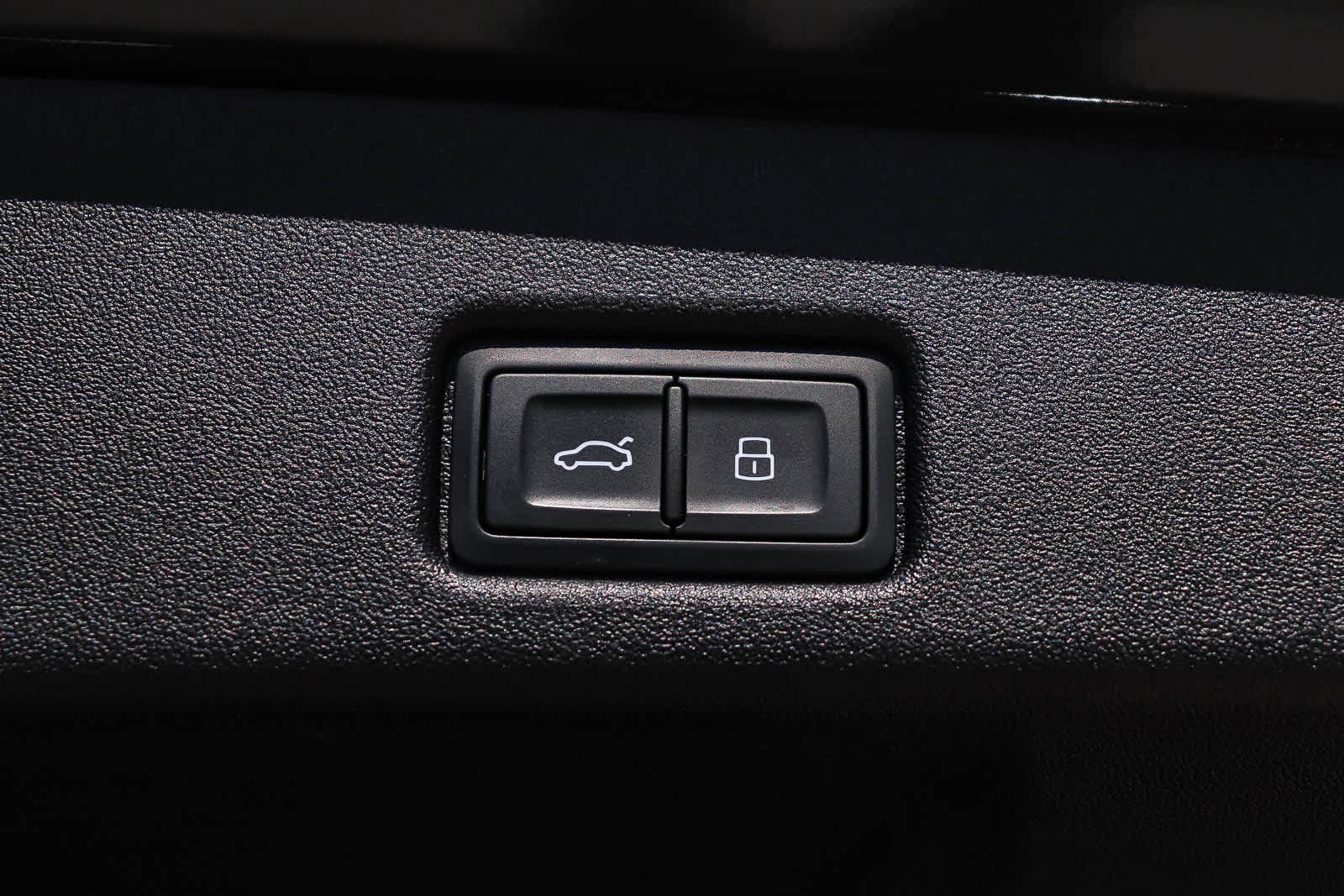 Thumbnail: 2025 Audi Q5 - 37