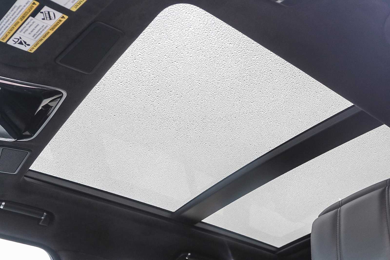 Thumbnail: 2021 Land Rover Range Rover - 21