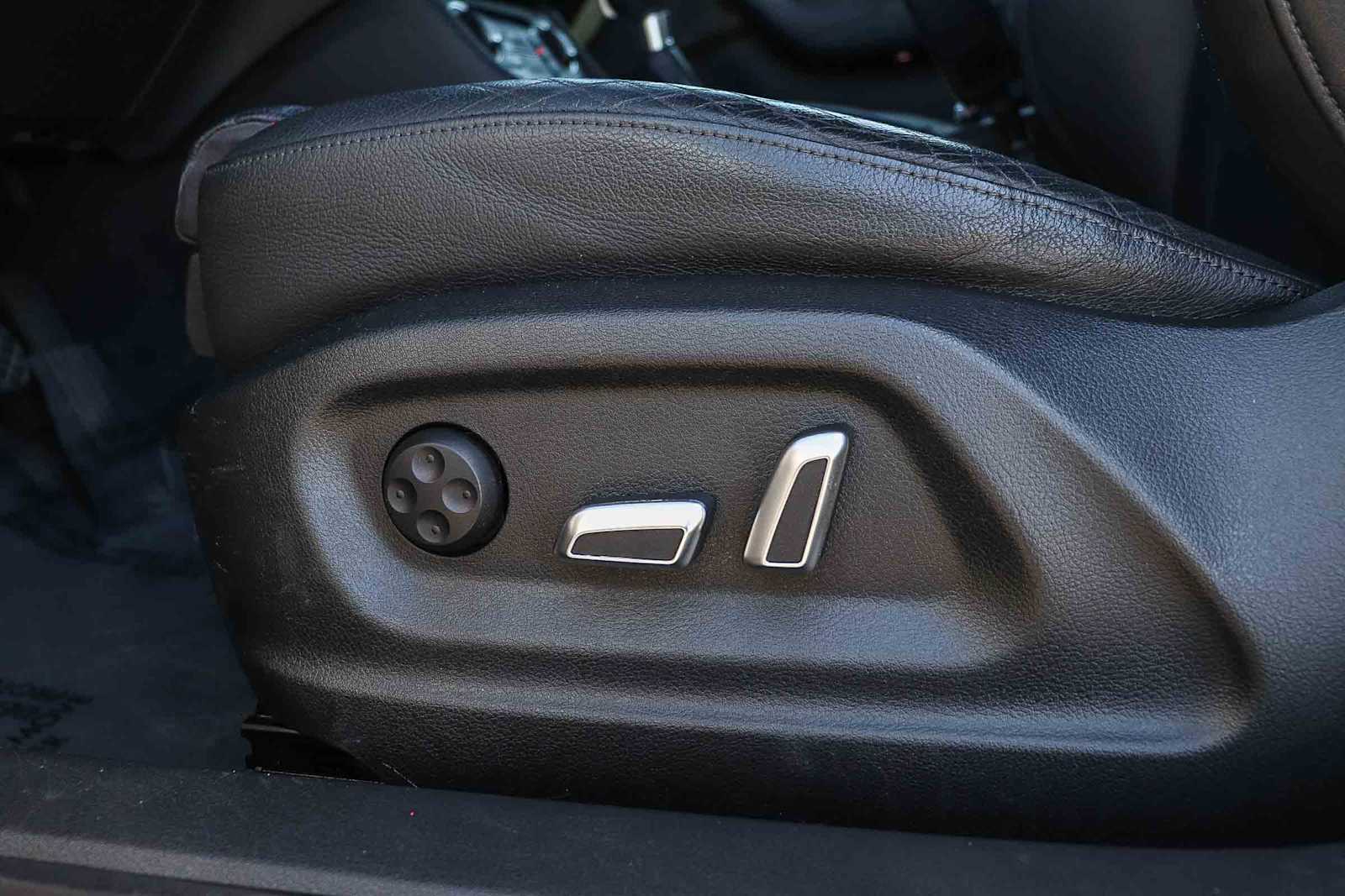 Thumbnail: 2018 Audi Q3 - 28