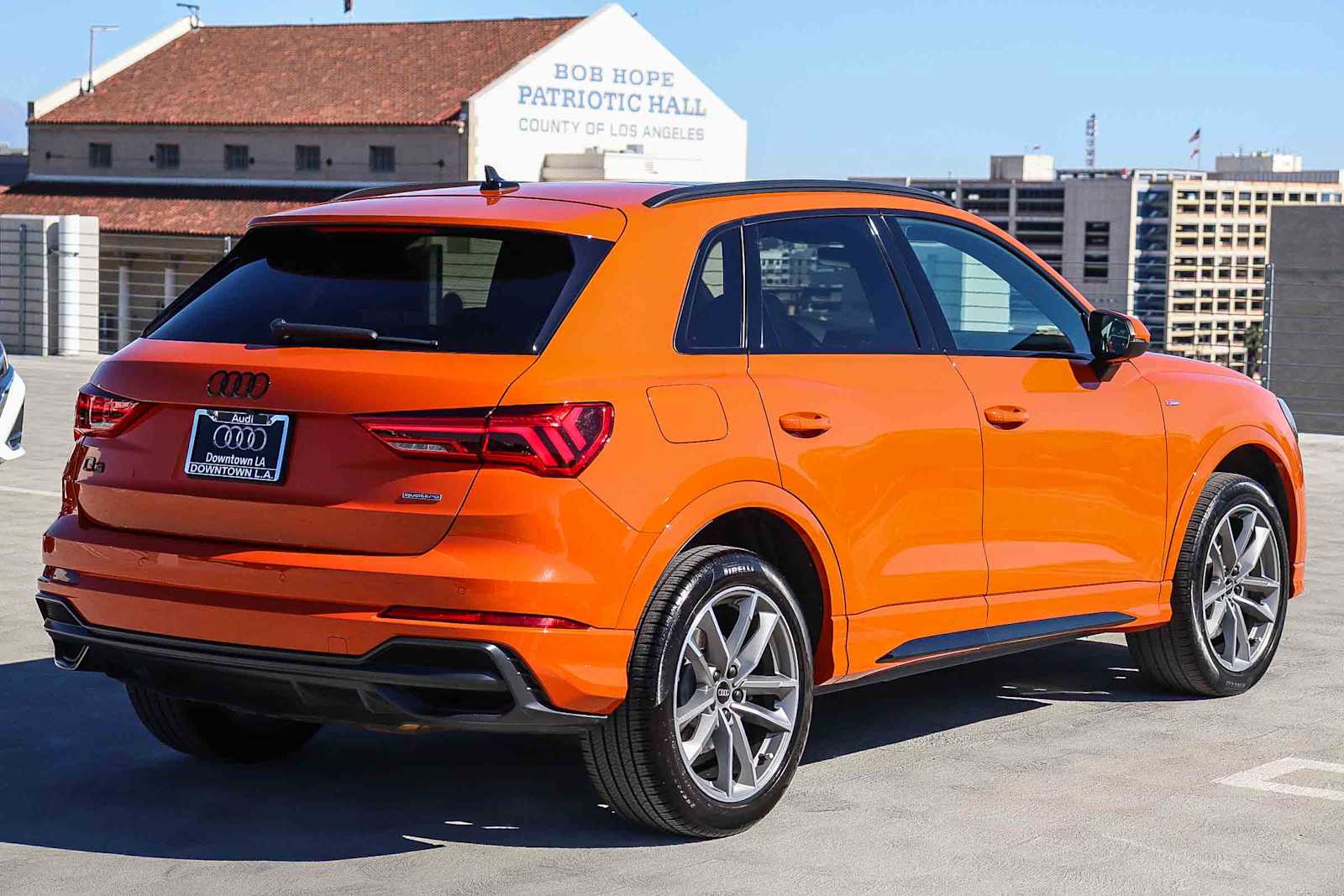 Thumbnail: 2022 Audi Q3 - 4