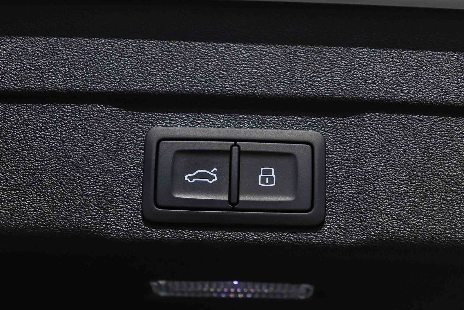 Thumbnail: 2025 Audi A5 - 36