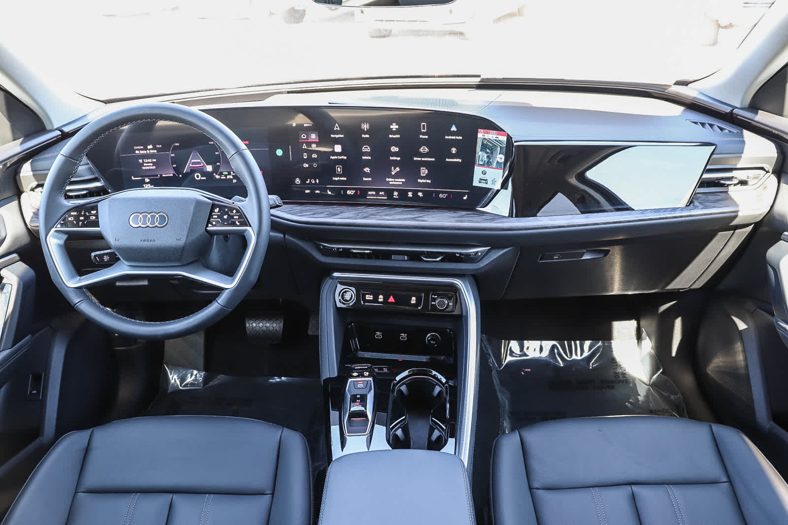 Thumbnail: 2025 Audi Q5 - 16