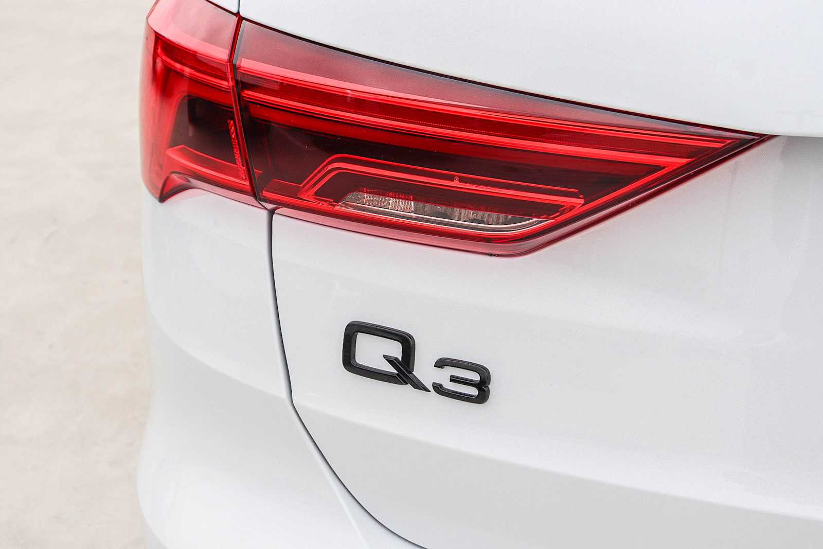 Thumbnail: 2025 Audi Q3 - 7