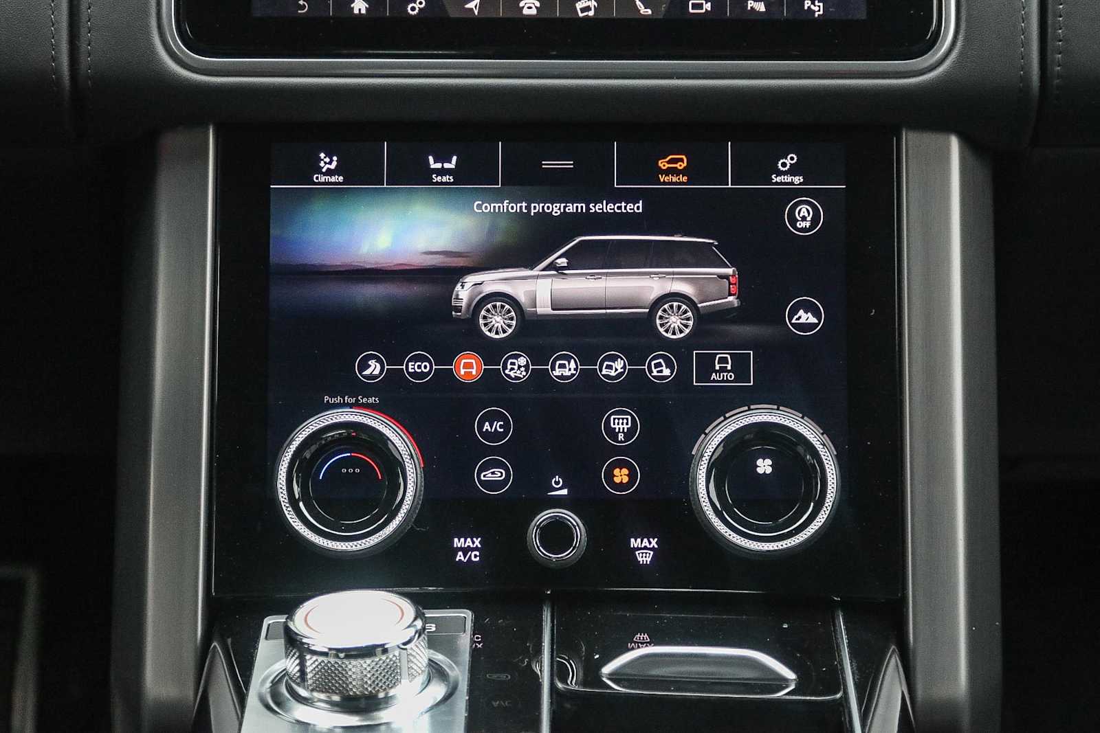 Thumbnail: 2021 Land Rover Range Rover - 18