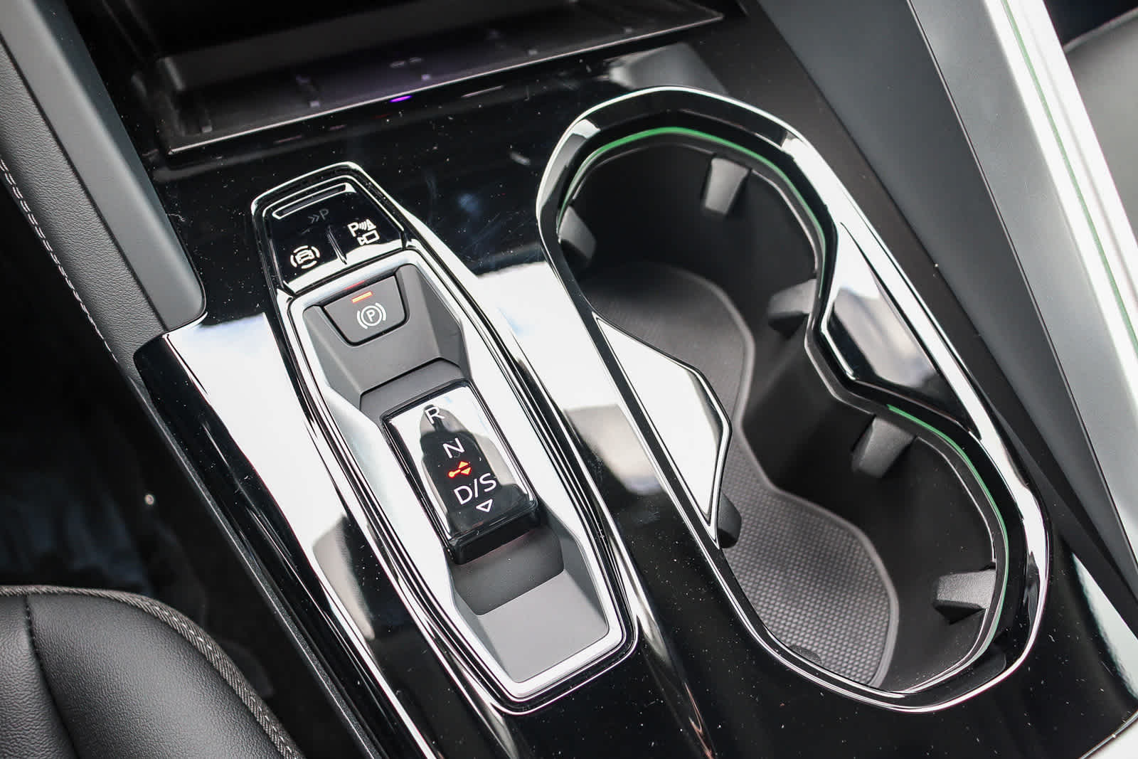 Thumbnail: 2025 Audi Q5 - 26