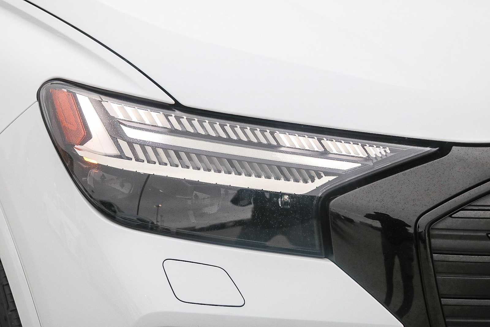2024 Audi Q4 e-tron Prestige 4