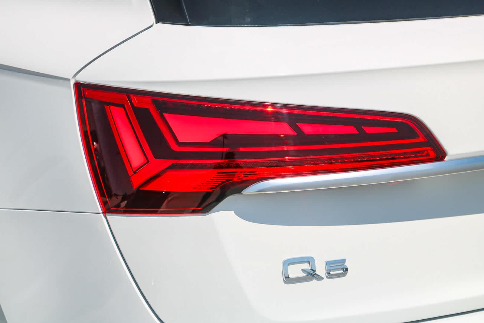 2024 Audi Q5 e Premium 9