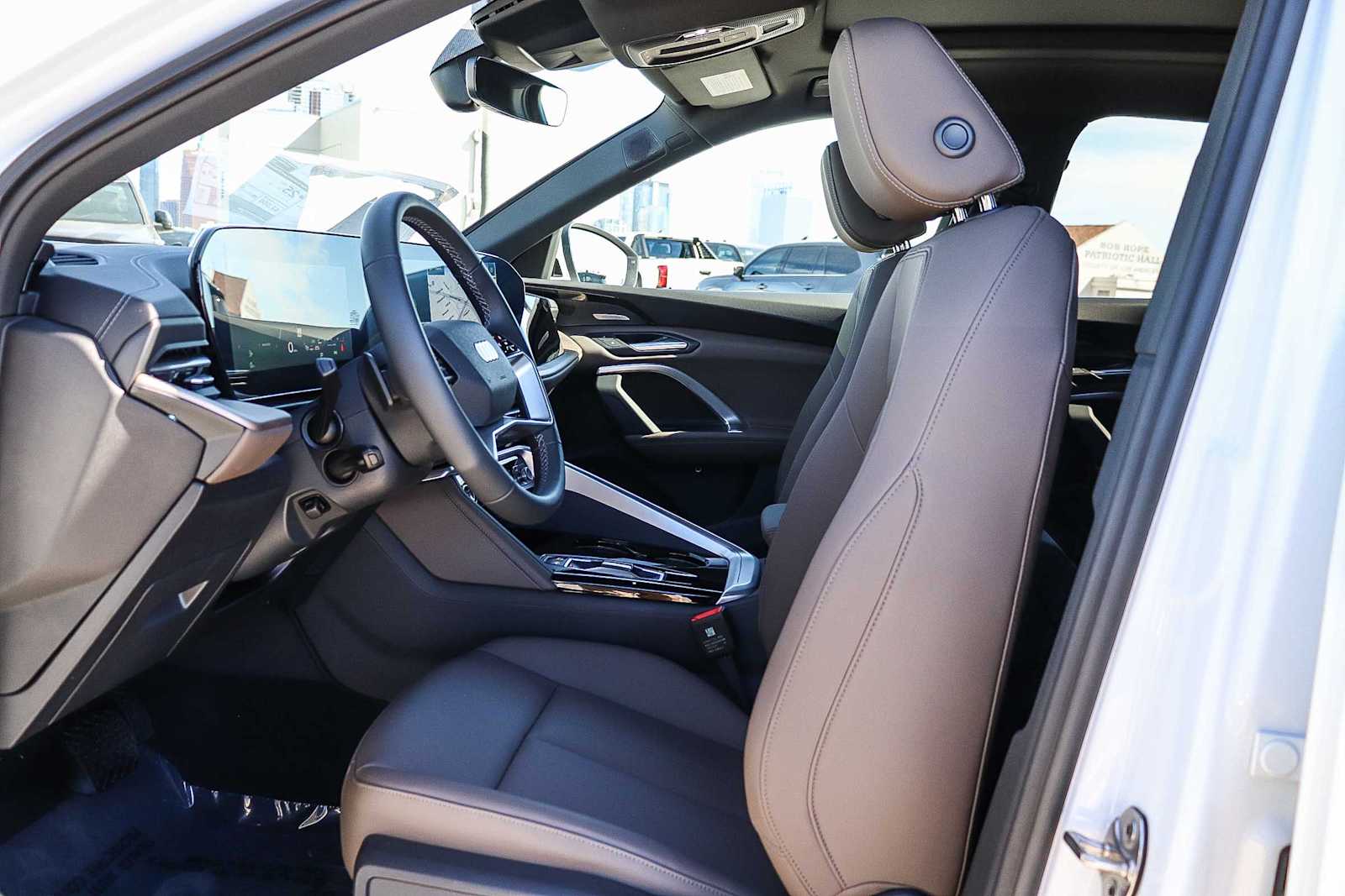 Thumbnail: 2025 Audi Q5 - 22