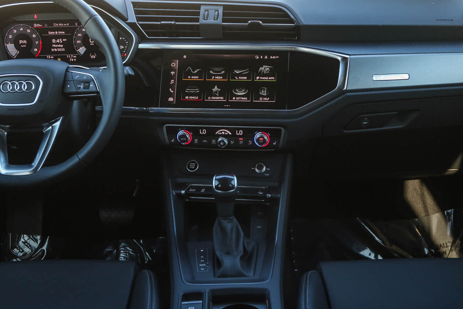 Thumbnail: 2025 Audi Q3 - 18