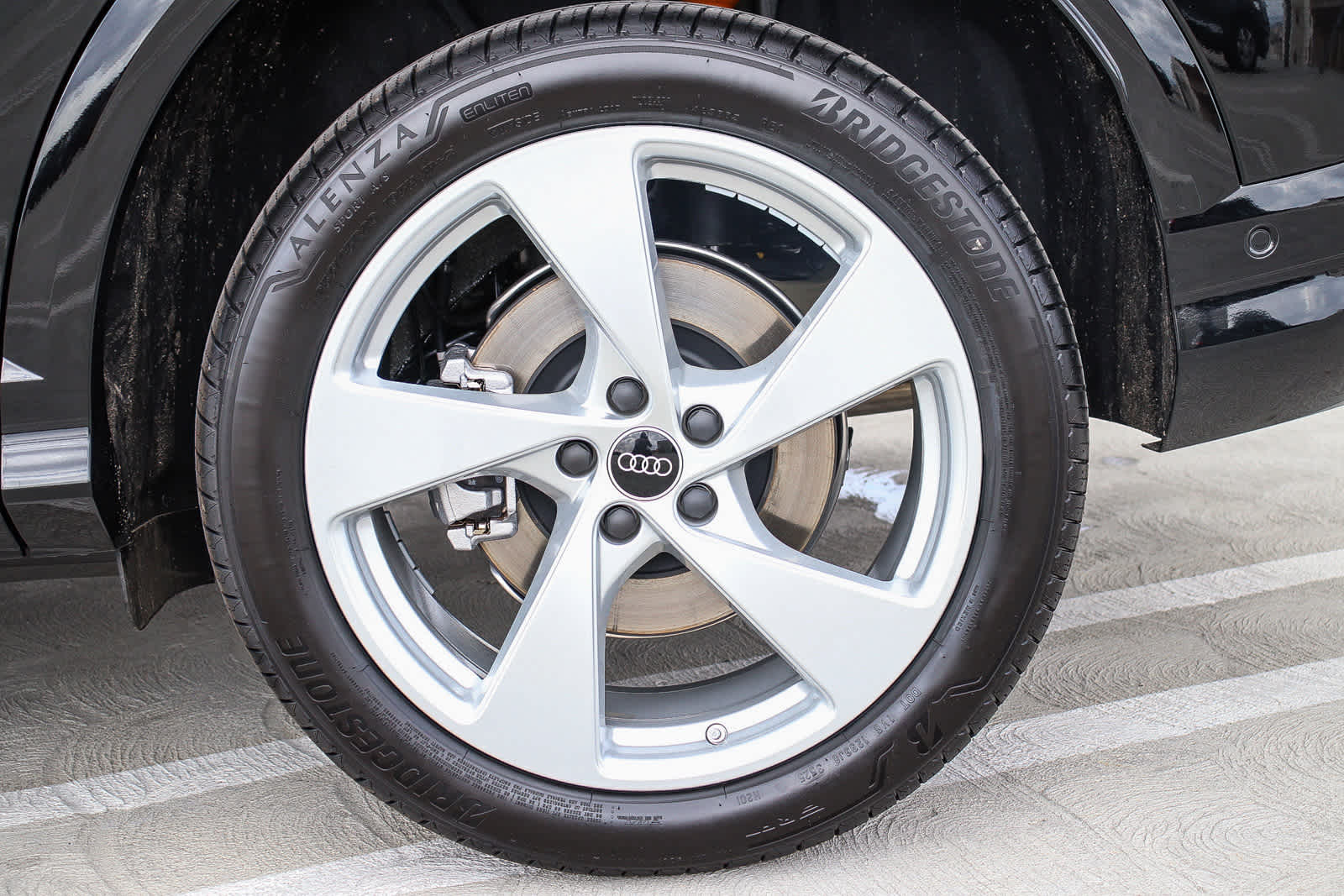 Thumbnail: 2025 Audi Q5 - 13