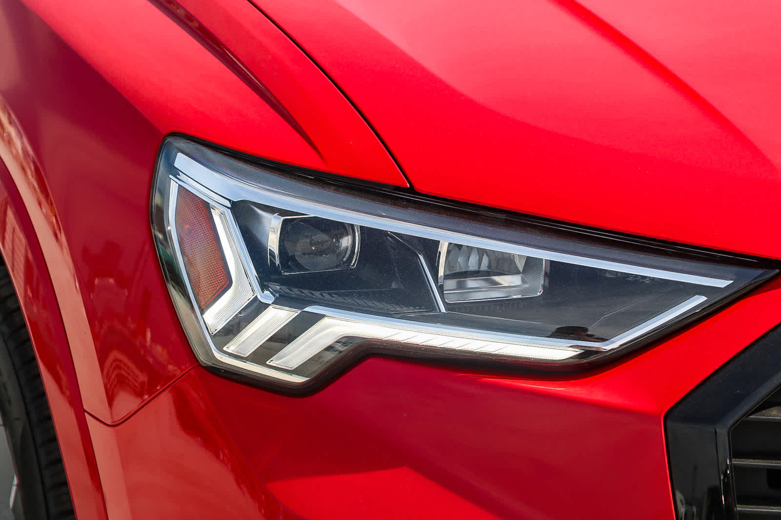 Thumbnail: 2025 Audi Q3 - 4