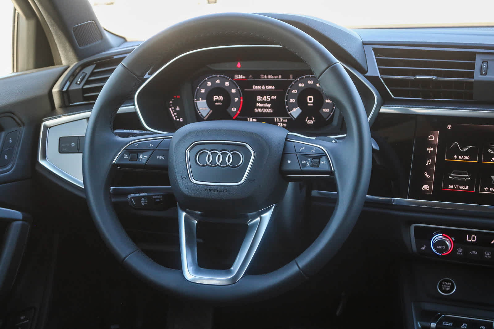 Thumbnail: 2025 Audi Q3 - 21