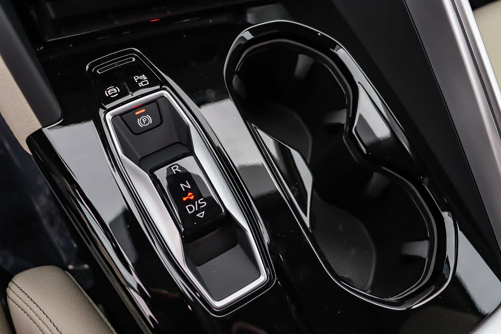 Thumbnail: 2025 Audi Q5 - 24