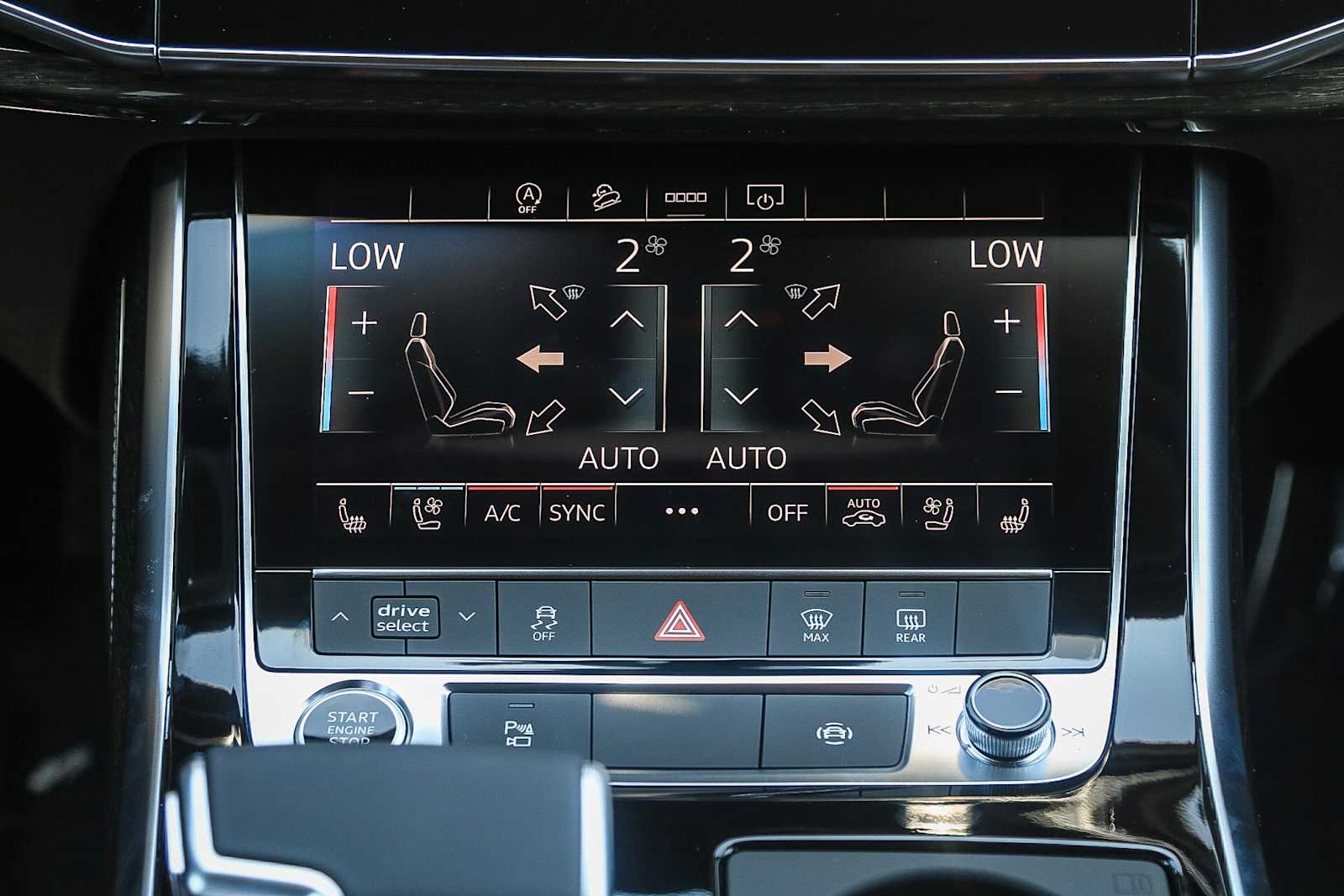 Thumbnail: 2025 Audi Q7 - 14