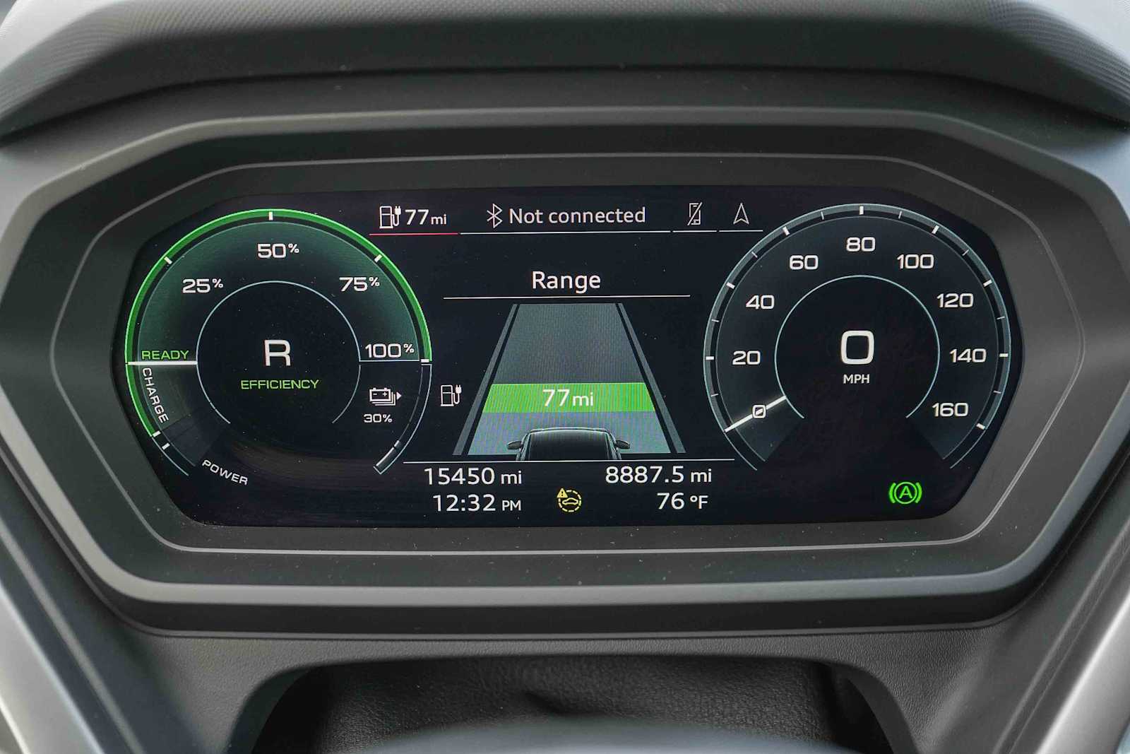 Thumbnail: 2023 Audi Q4 e-tron - 34