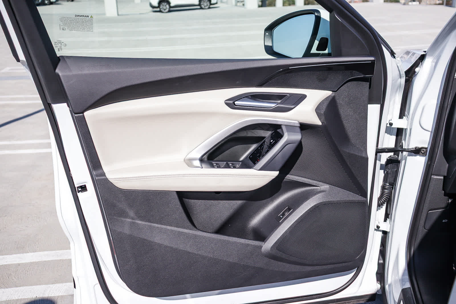 Thumbnail: 2025 Audi Q5 - 29