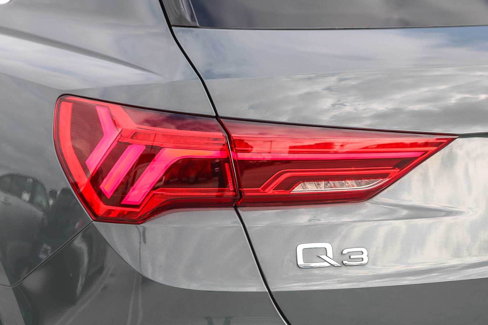 Thumbnail: 2022 Audi Q3 - 9