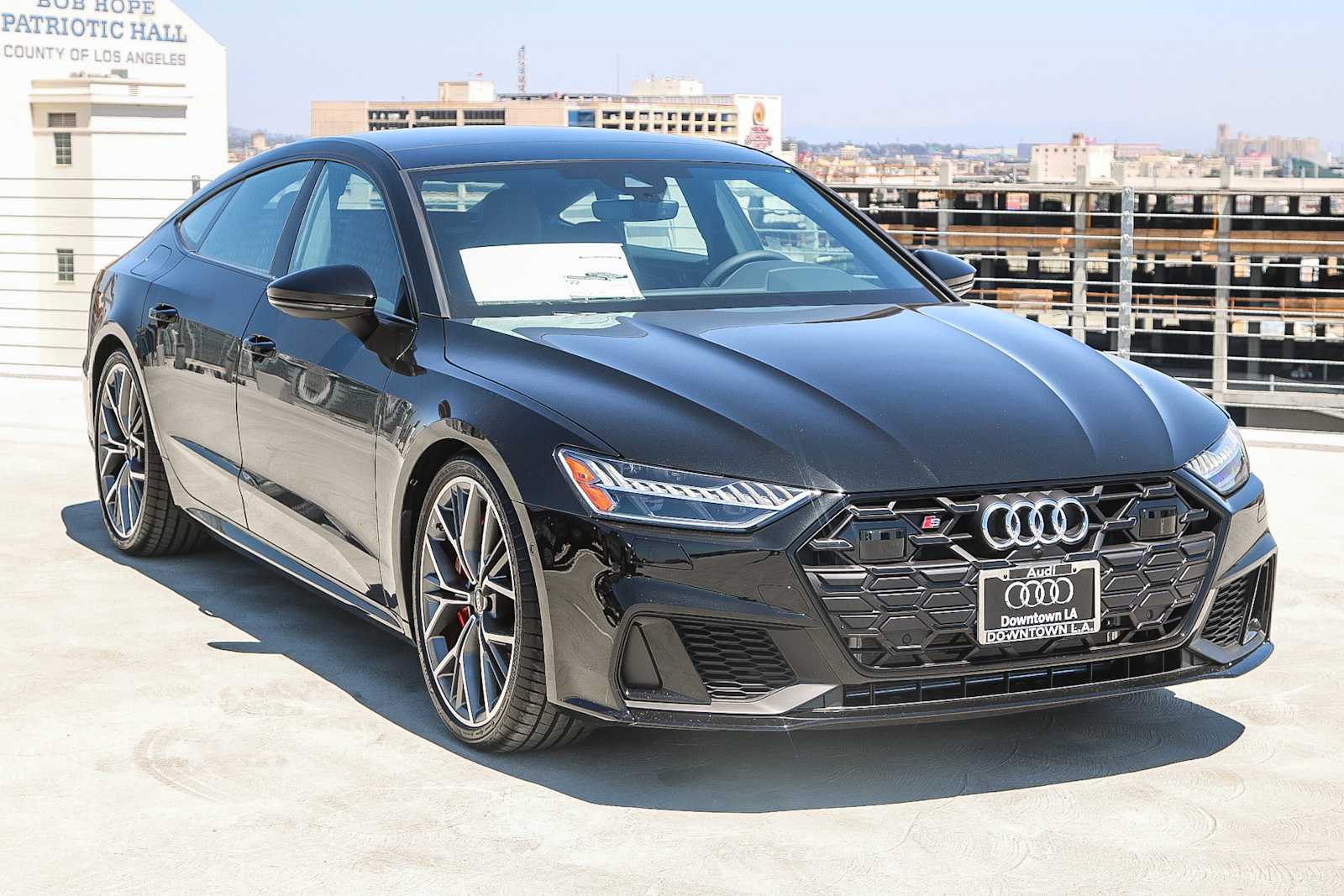 Thumbnail: 2025 Audi S7 - 3