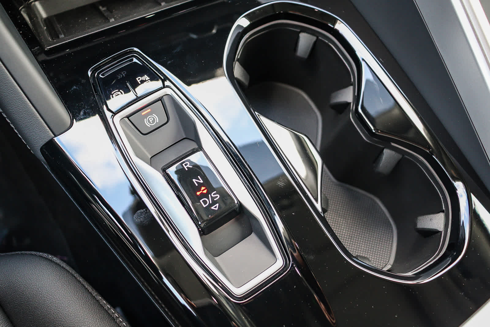 Thumbnail: 2025 Audi Q5 - 26