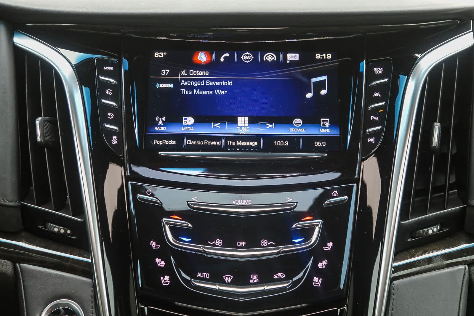 Thumbnail: 2019 Cadillac Escalade - 15