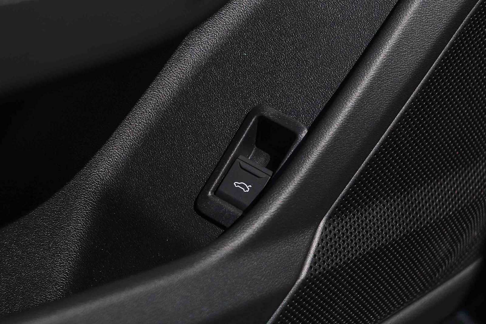 Thumbnail: 2026 Audi A6 - 27