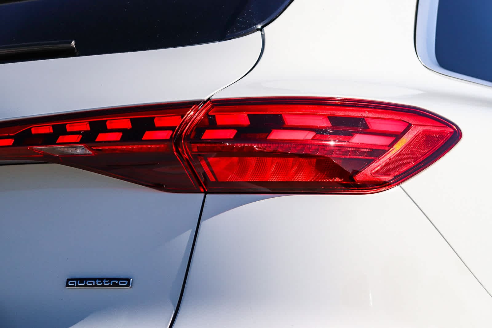 Thumbnail: 2025 Audi Q5 - 10