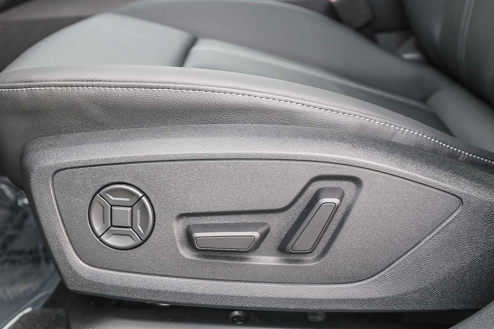 Thumbnail: 2025 Audi A3 - 21
