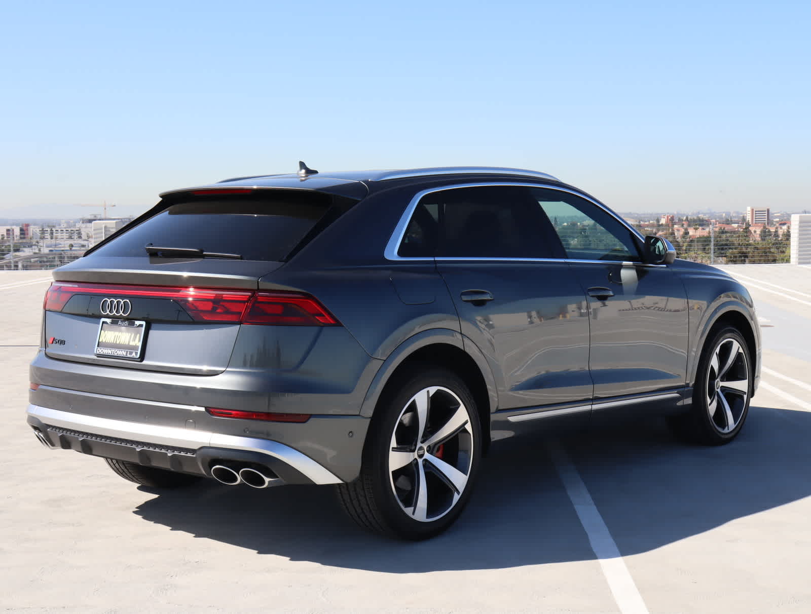 Thumbnail: 2024 Audi SQ8 - 7