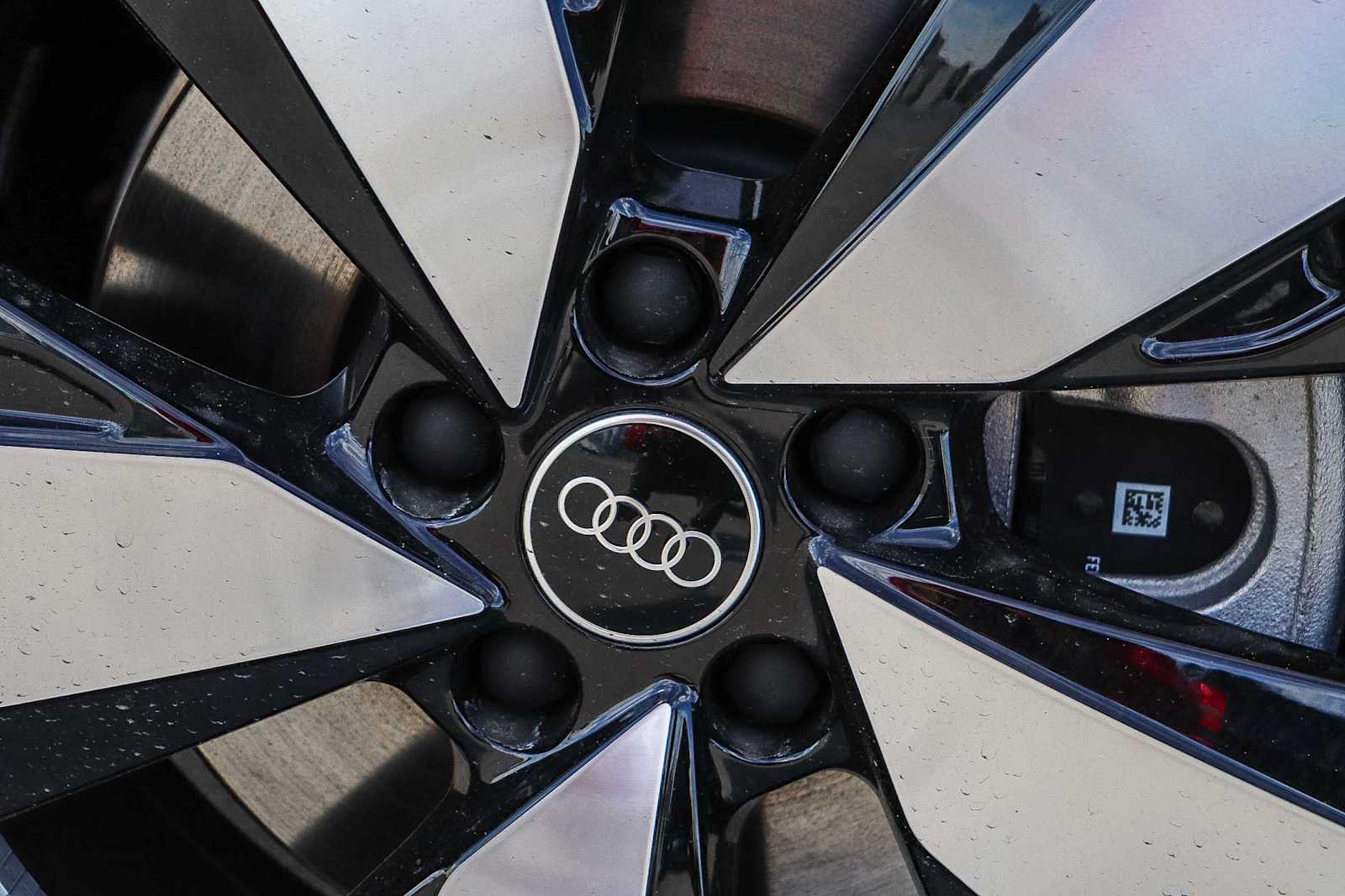 Thumbnail: 2025 Audi A5 - 14