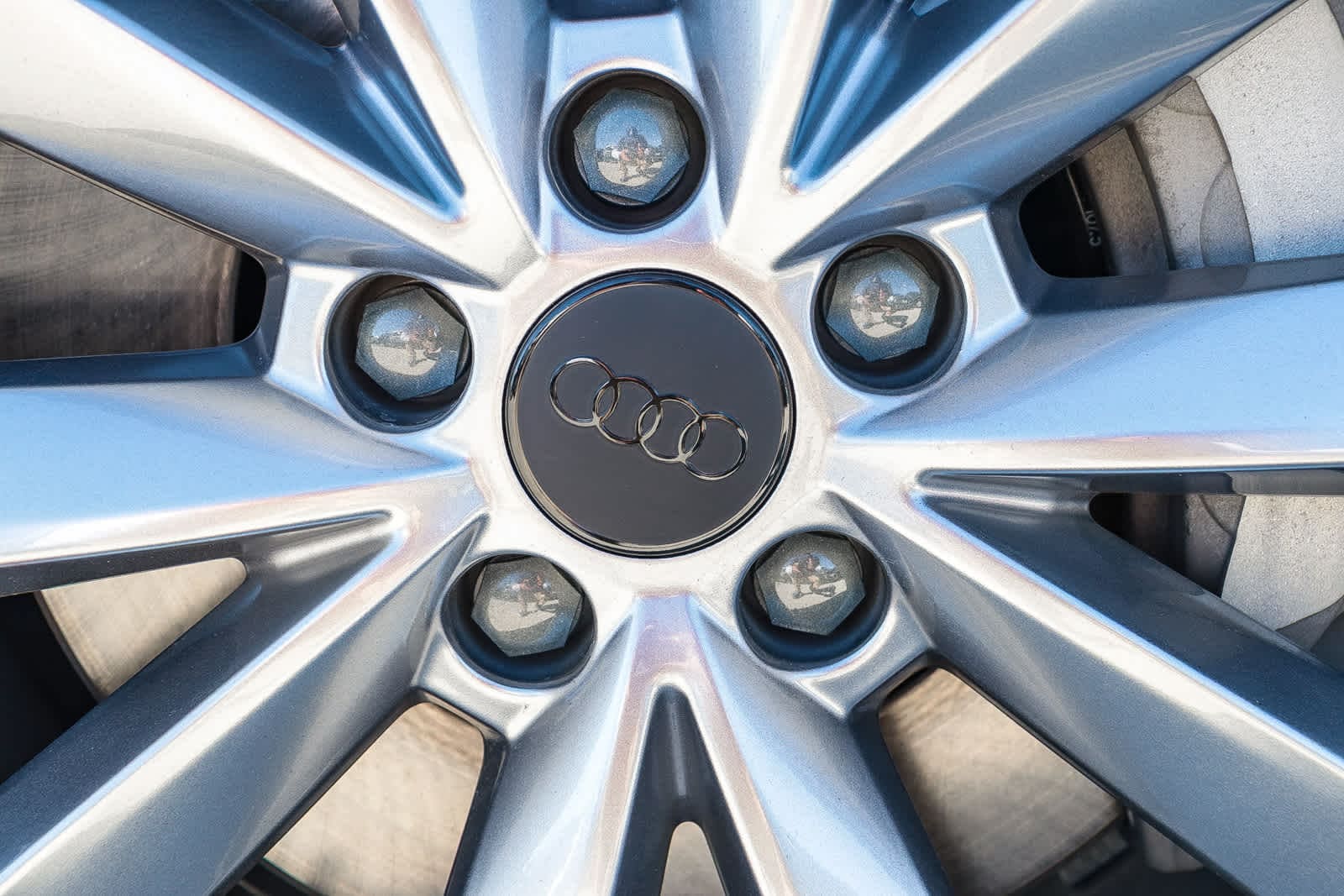 Thumbnail: 2026 Audi A6 - 15