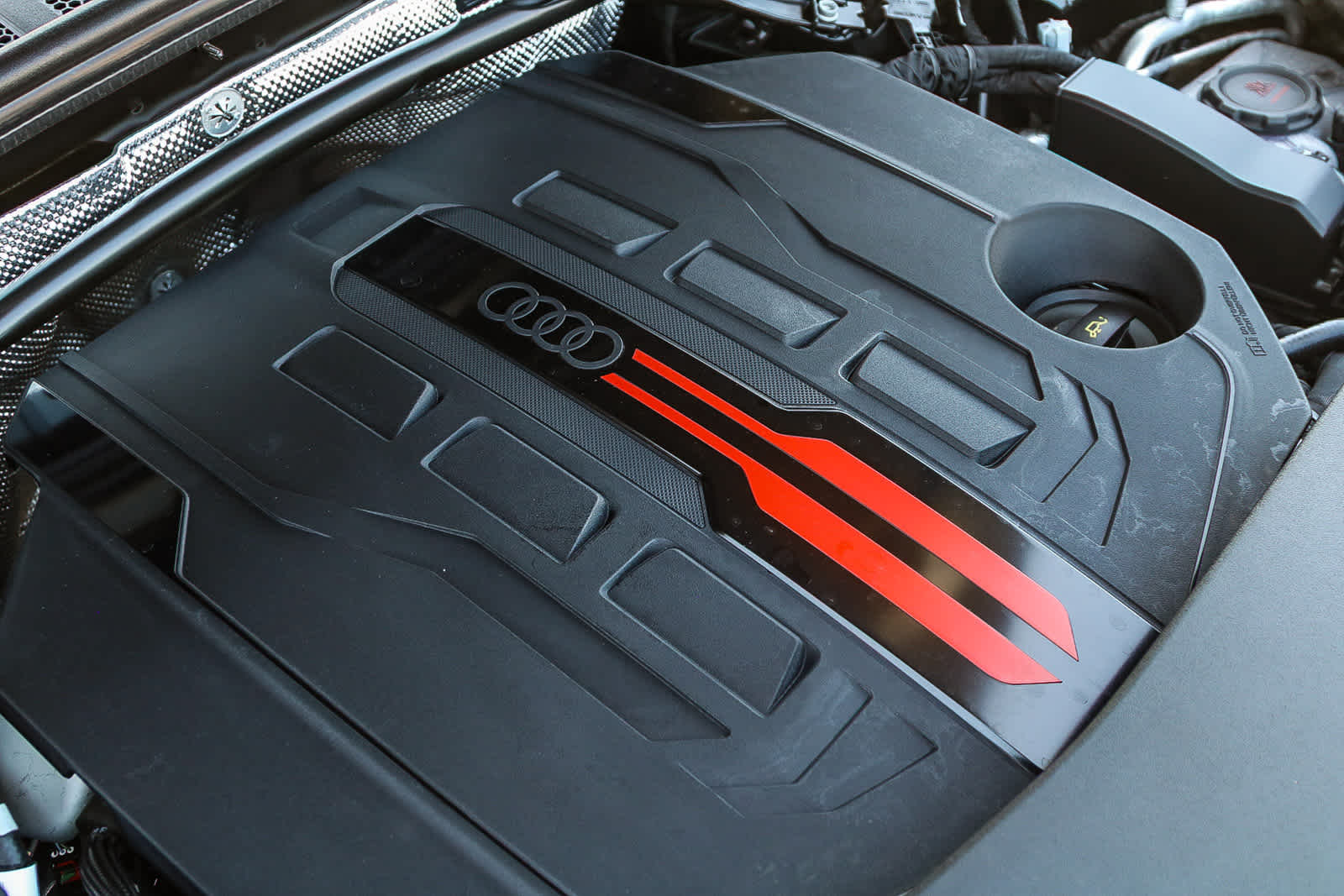 Thumbnail: 2025 Audi SQ5 - 29