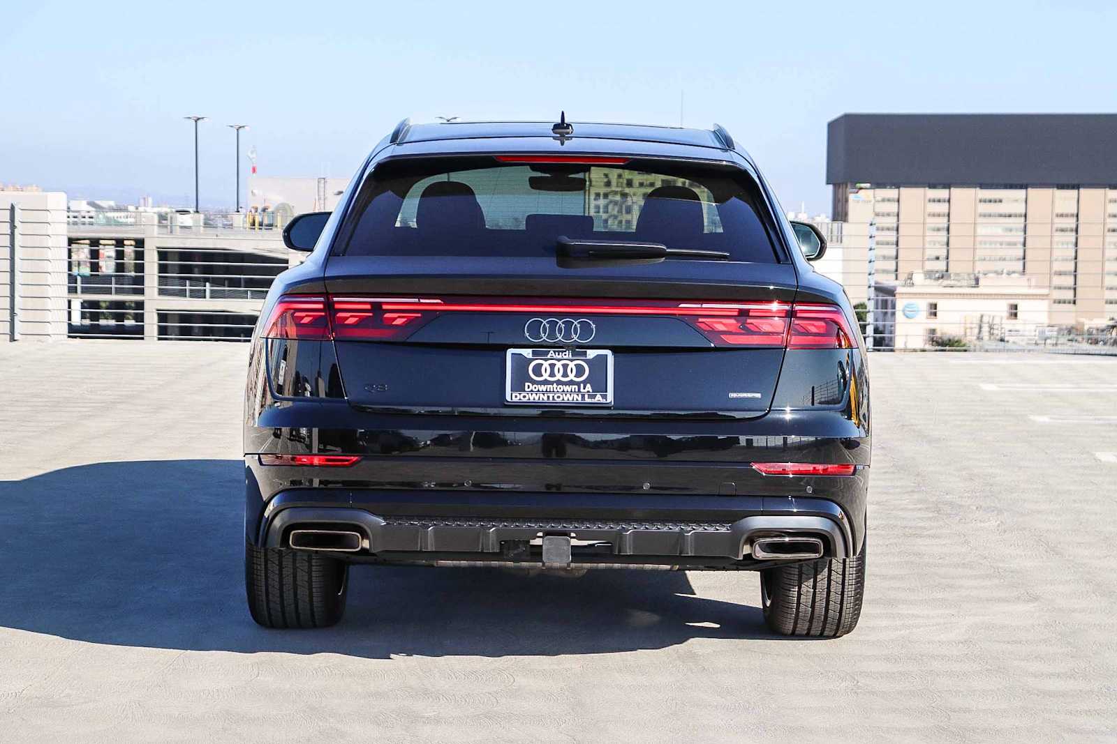 Thumbnail: 2026 Audi Q8 - 5
