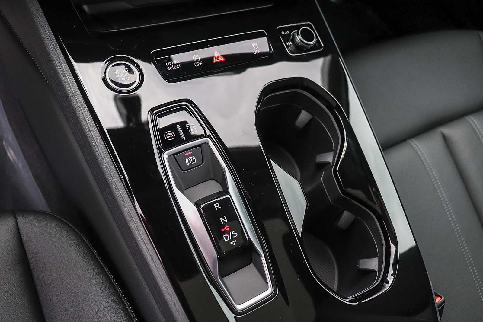 Thumbnail: 2026 Audi A5 - 24