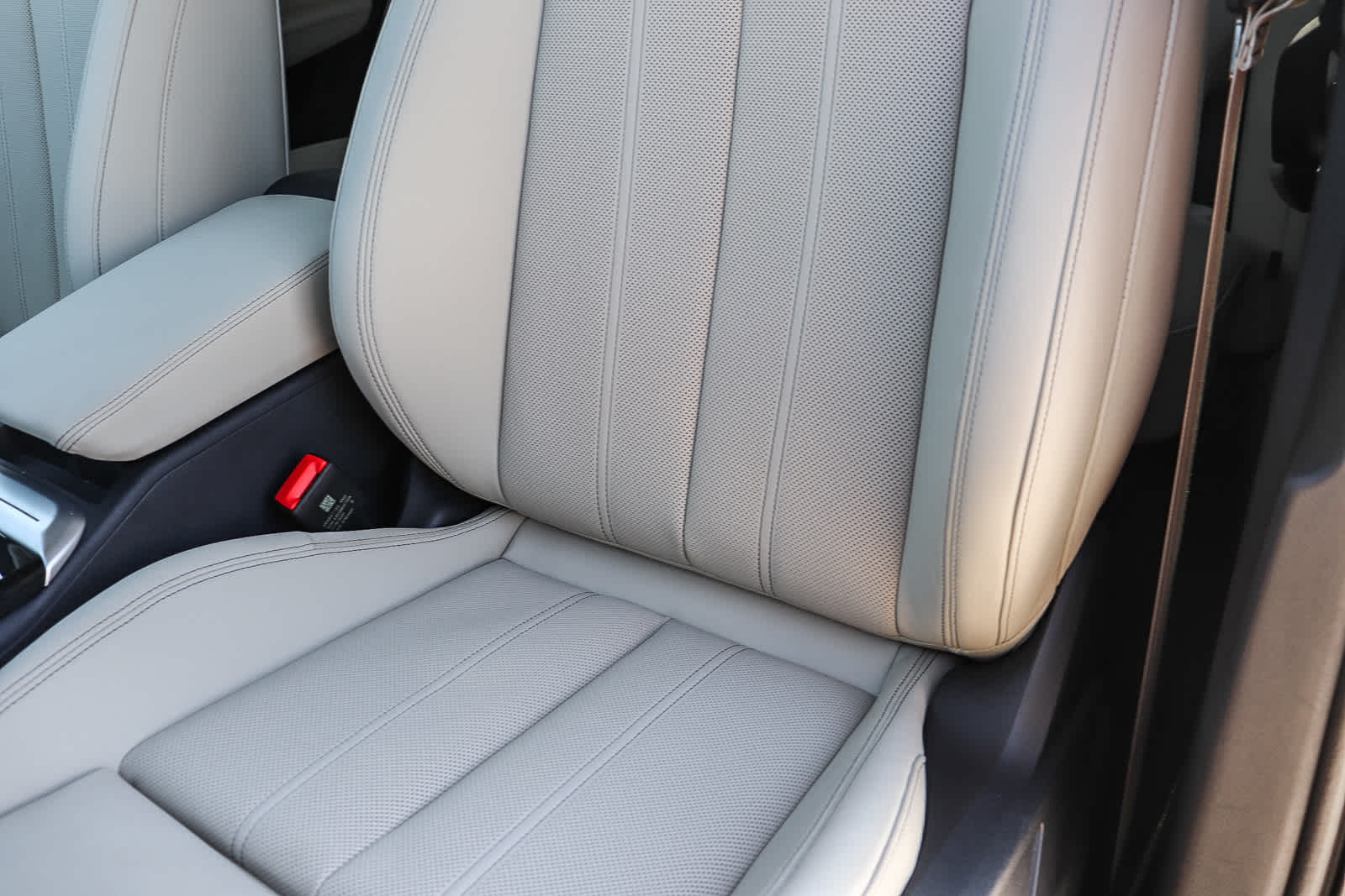 Thumbnail: 2025 Audi Q5 - 24