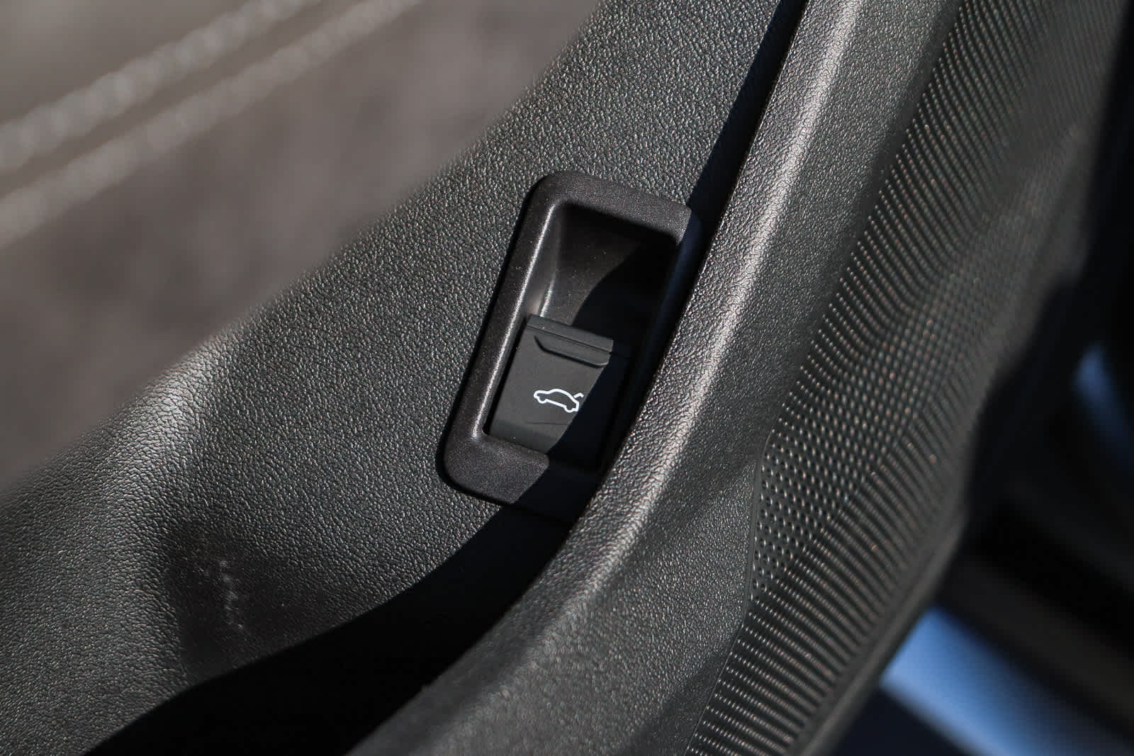 Thumbnail: 2025 Audi S5 - 27