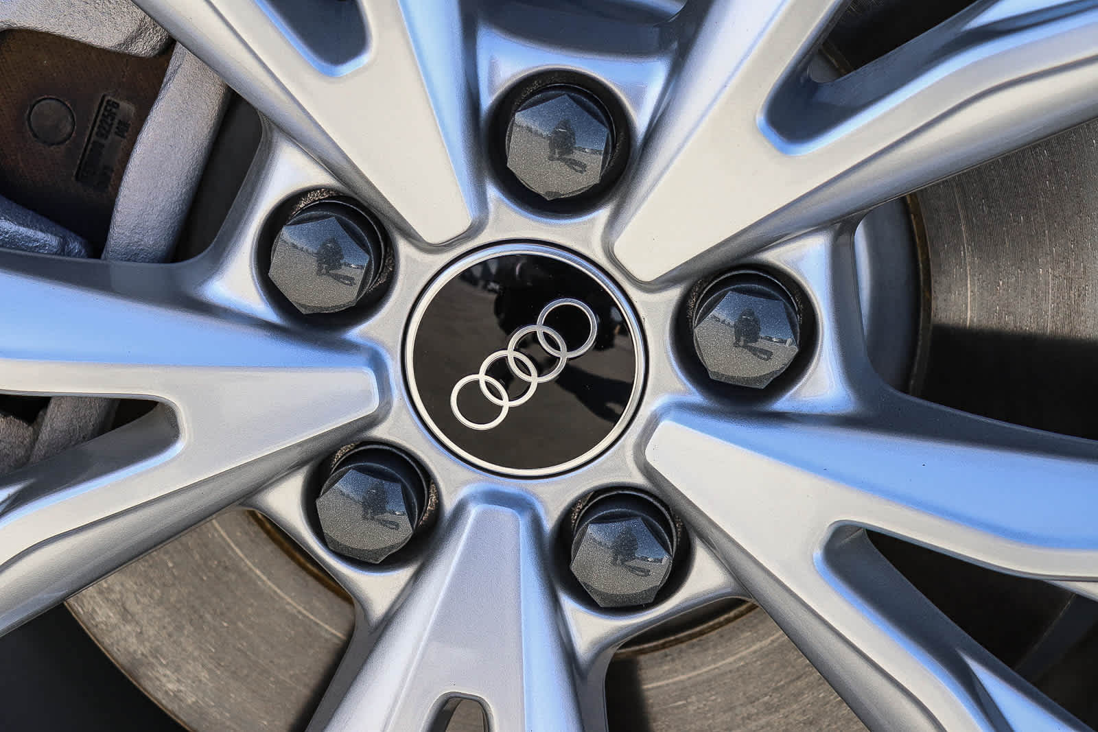 Thumbnail: 2025 Audi Q3 - 15