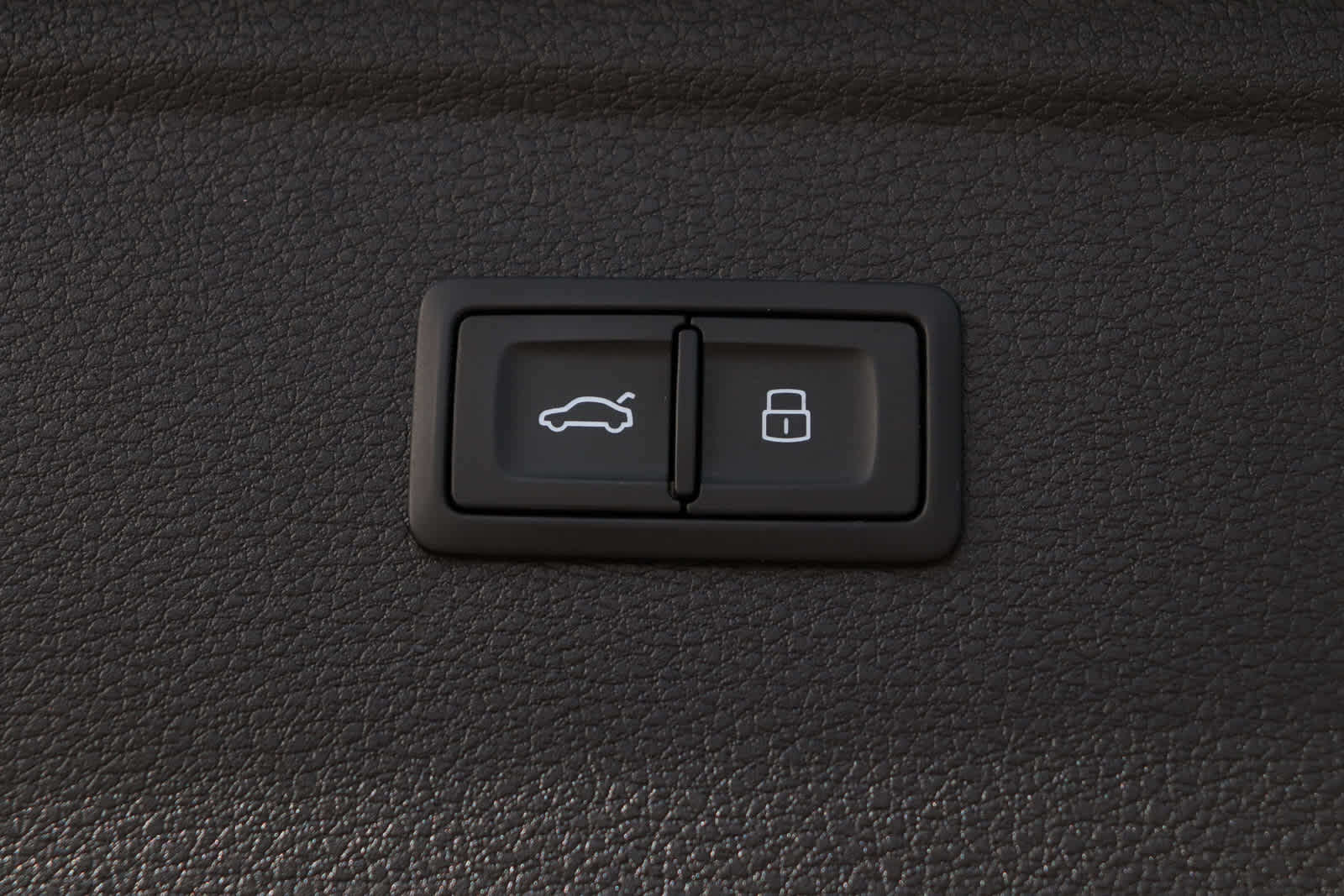 Thumbnail: 2023 Audi Q5 - 37