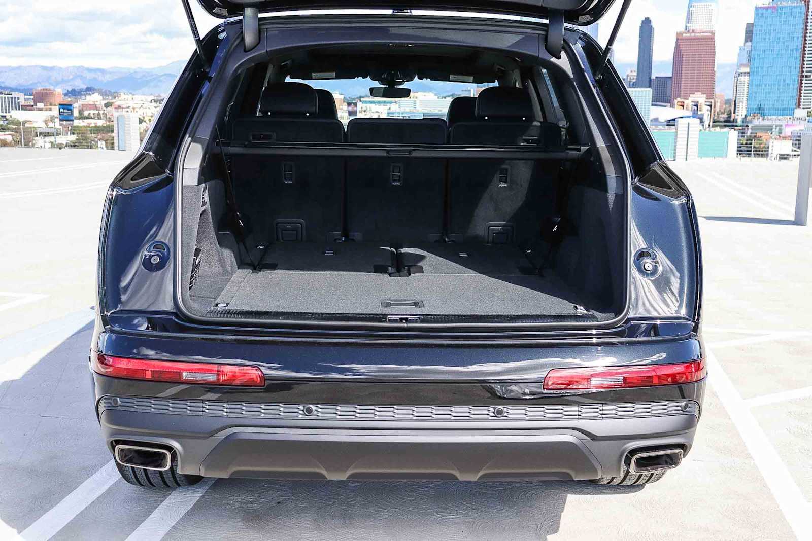 Thumbnail: 2026 Audi Q7 - 38