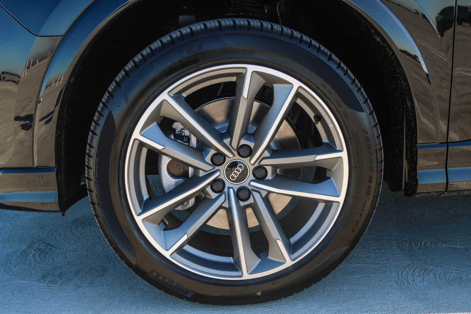 Thumbnail: 2025 Audi Q3 - 14