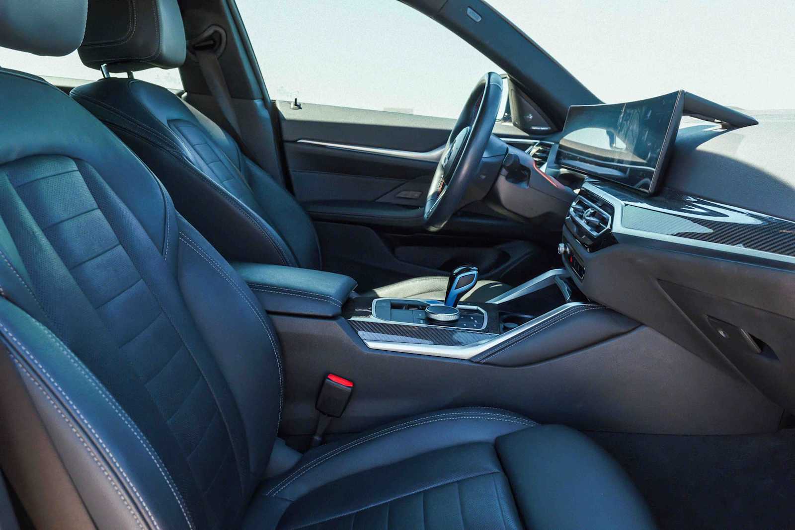 Thumbnail: 2022 BMW i4 - 17