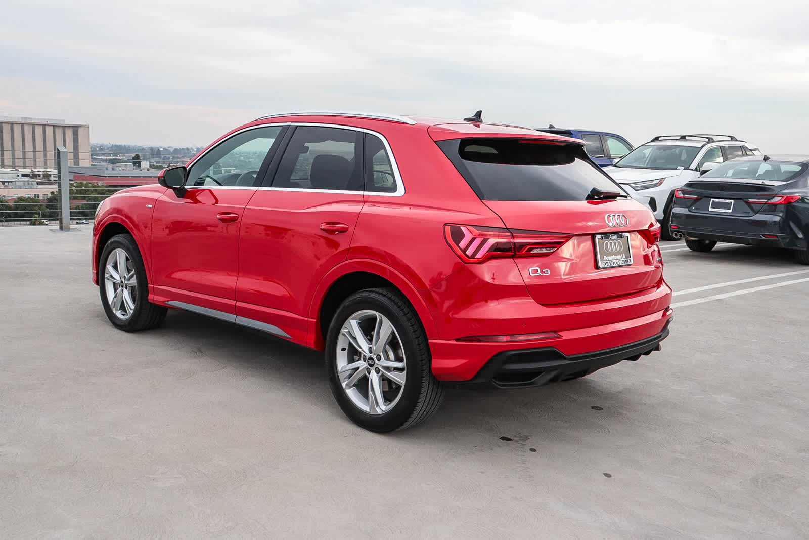 Thumbnail: 2023 Audi Q3 - 9