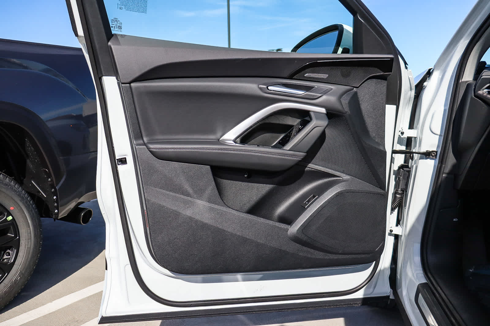 Thumbnail: 2025 Audi Q5 - 27