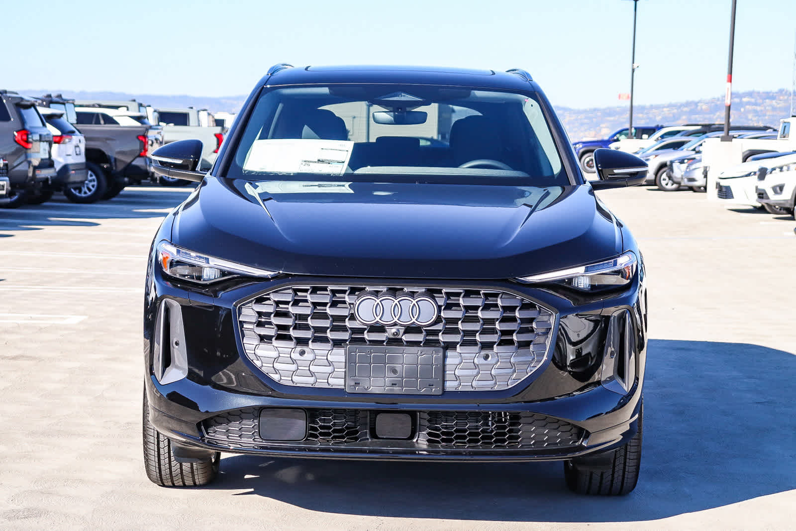 Thumbnail: 2025 Audi Q5 - 2